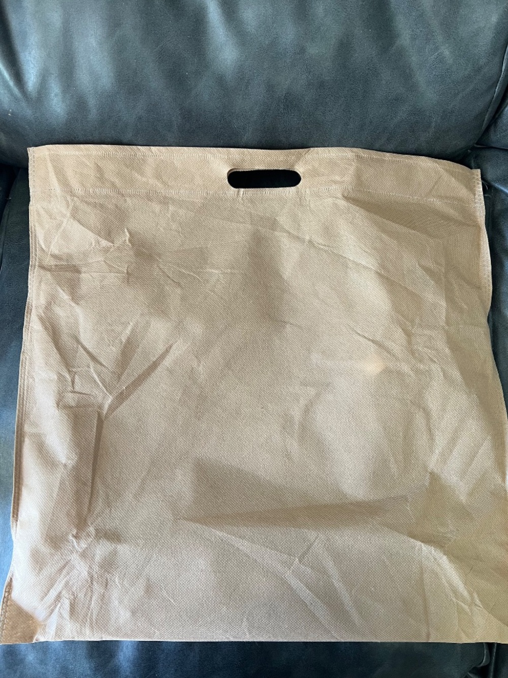 Handbag - Picture 6 of 6
